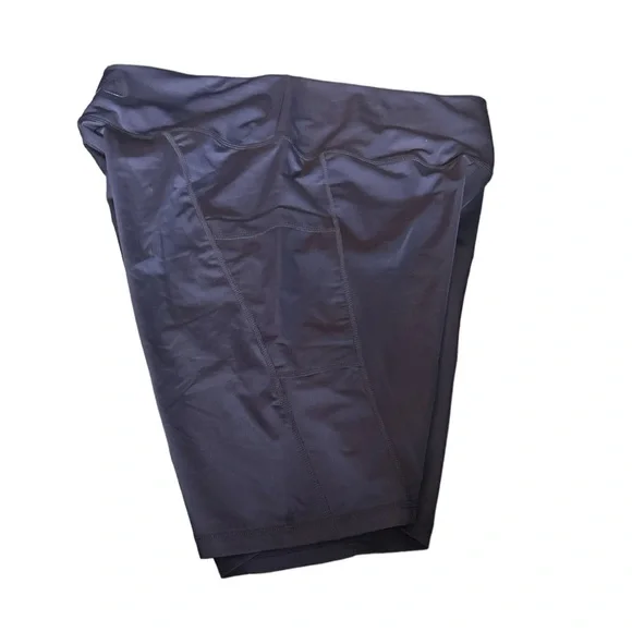 CLEARANCE NWT Fila 2Pocket Bike Shorts - Picture 3 of 5